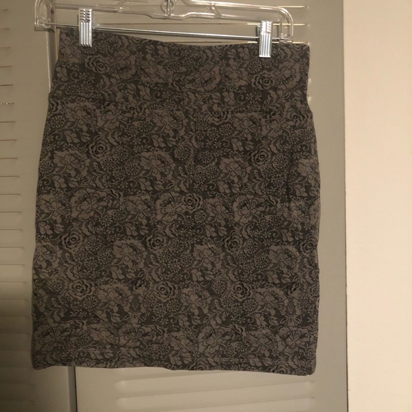 Mini skirt fitted - Picture 1 of 1